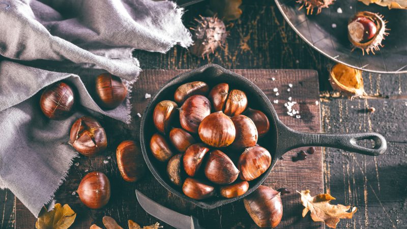 Le castagne fanno ingrassare? I valori nutrizionali del frutto autunnale per eccellenza