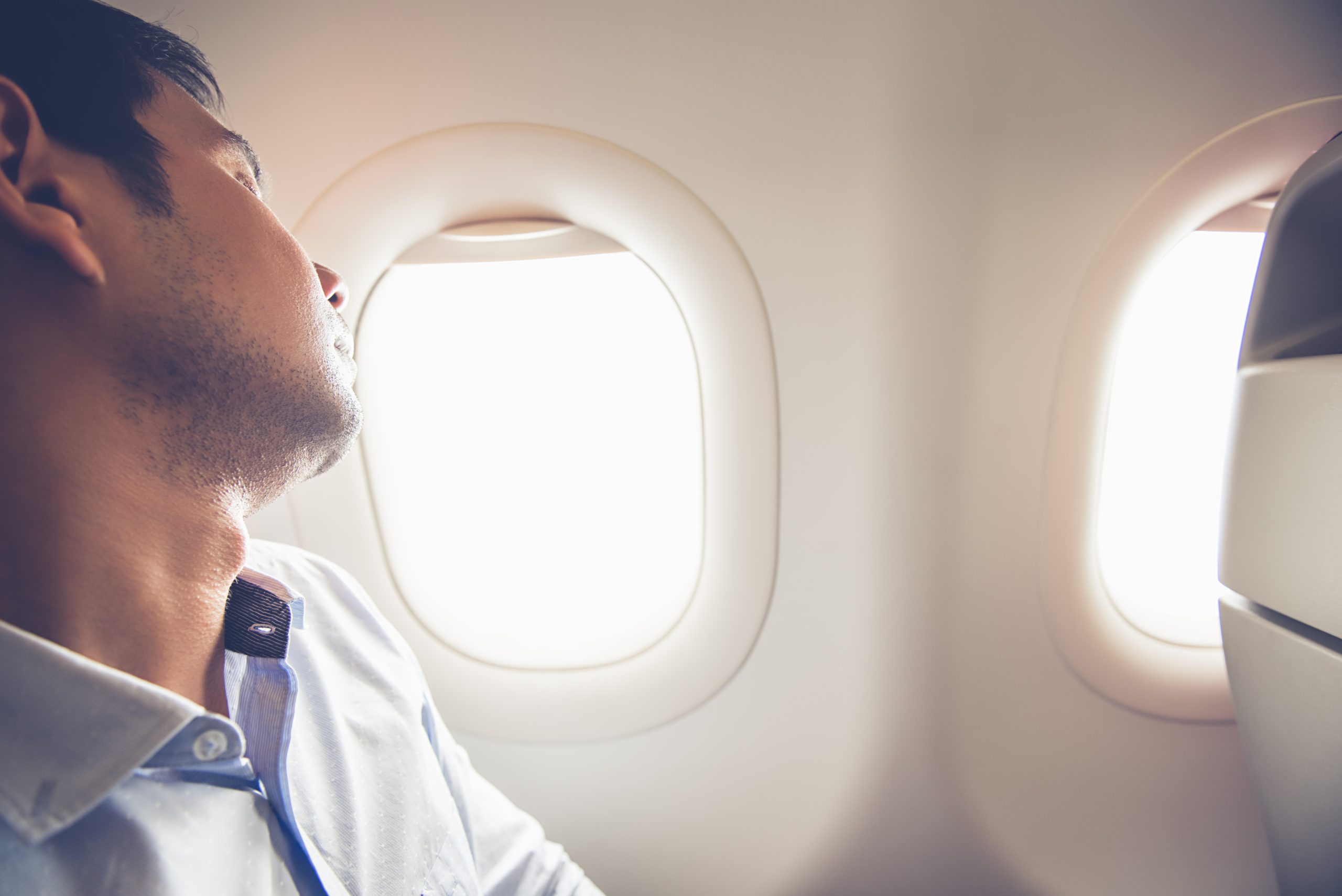 Combattere il jet lag: cause, sintomi, e i nostri consigli