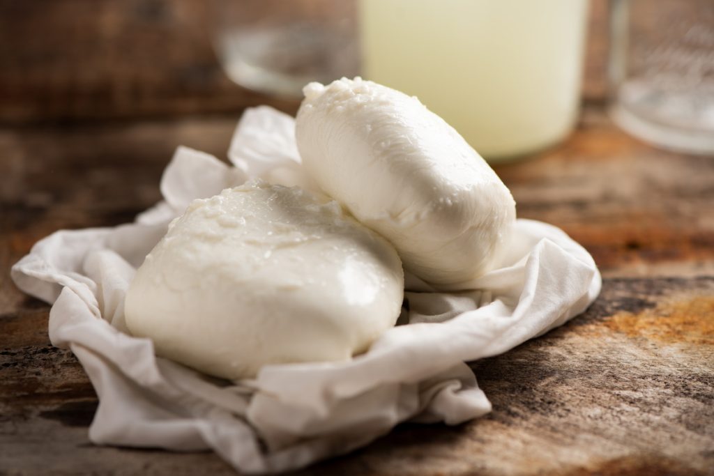 La mozzarella fa ingrassare?