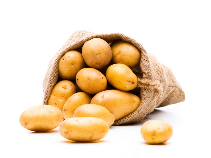Le patate fanno ingrassare? Tutti i valori nutrizionali del tubero più famoso