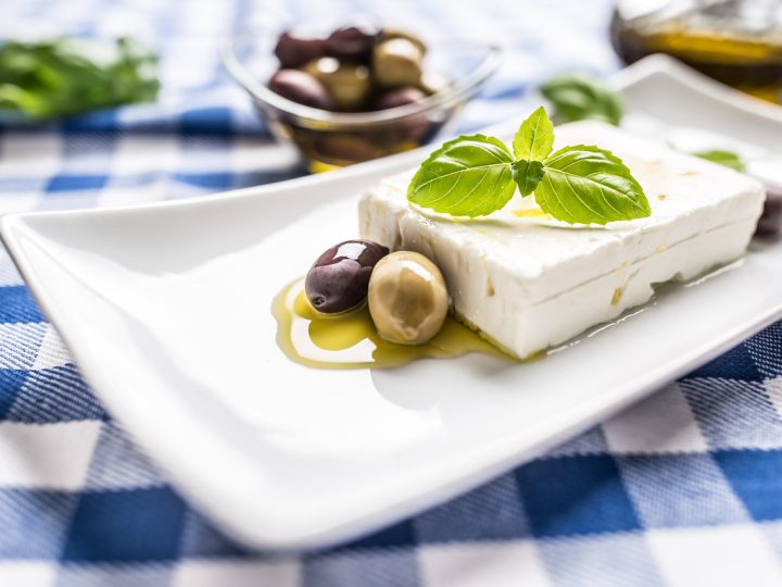 La feta fa ingrassare? Valori nutrizionali e calorie del formaggio greco