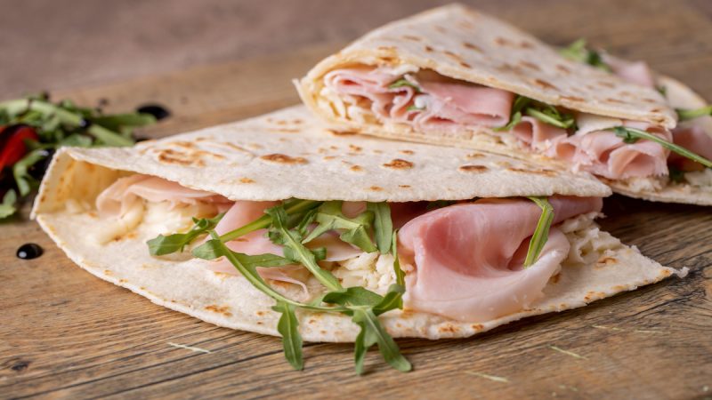La piadina fa ingrassare? Scopri come mangiarla con consapevolezza
