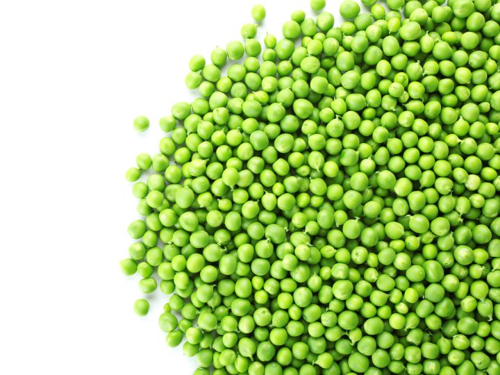 I piselli fanno ingrassare? Valori nutrizionali e calorie di questi legumi