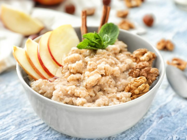 Il porridge fa ingrassare? Valori nutrizionali e calorie della colazione più famosa