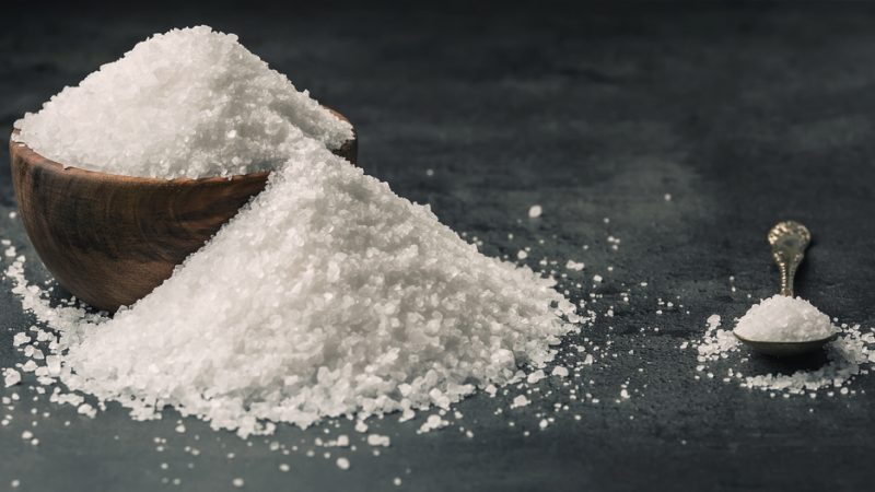 Il sale fa ingrassare? Ecco la verità e tutti i falsi miti che si raccontano