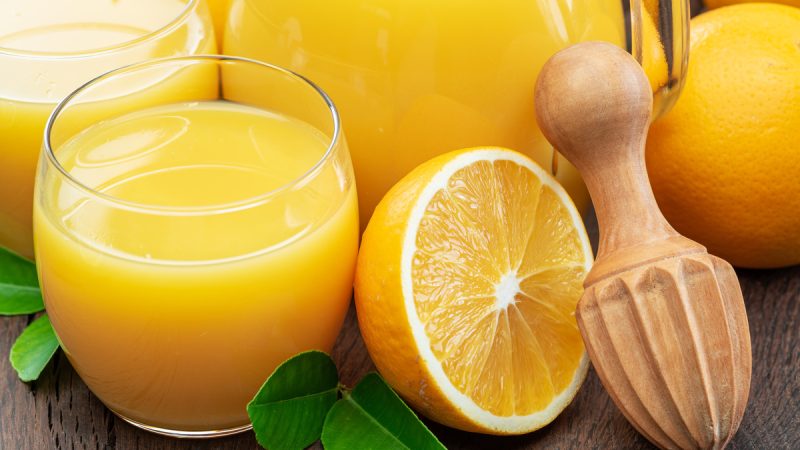 La spremuta d’arancia fa ingrassare? Calorie e valori nutrizionali di questa bevanda