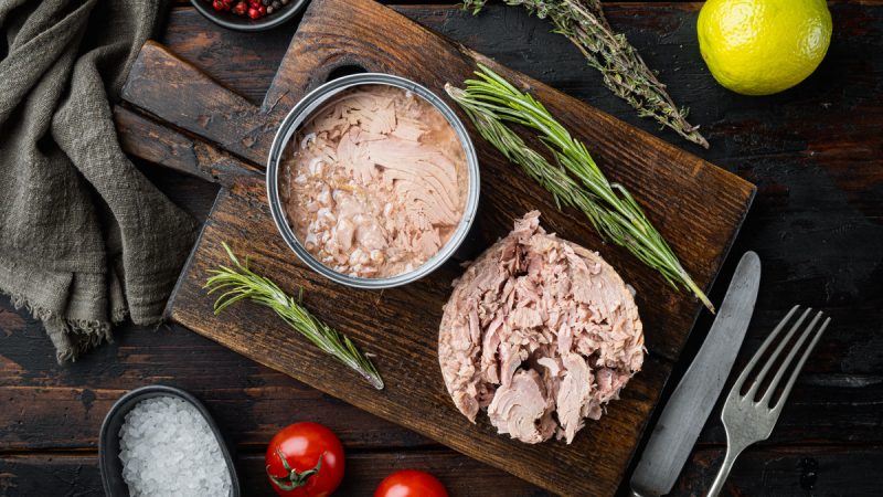 Il tonno fa ingrassare? Valori nutrizionali e calorie di questo versatile alimento