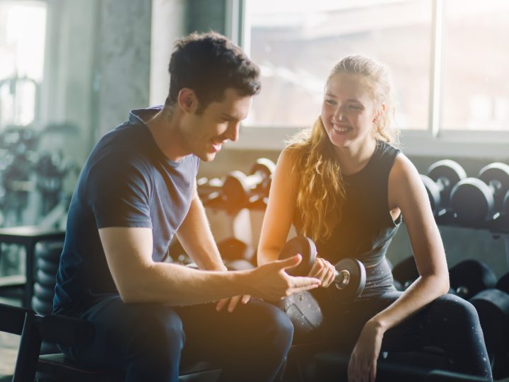Distensioni manubri: come eseguirle e benefici