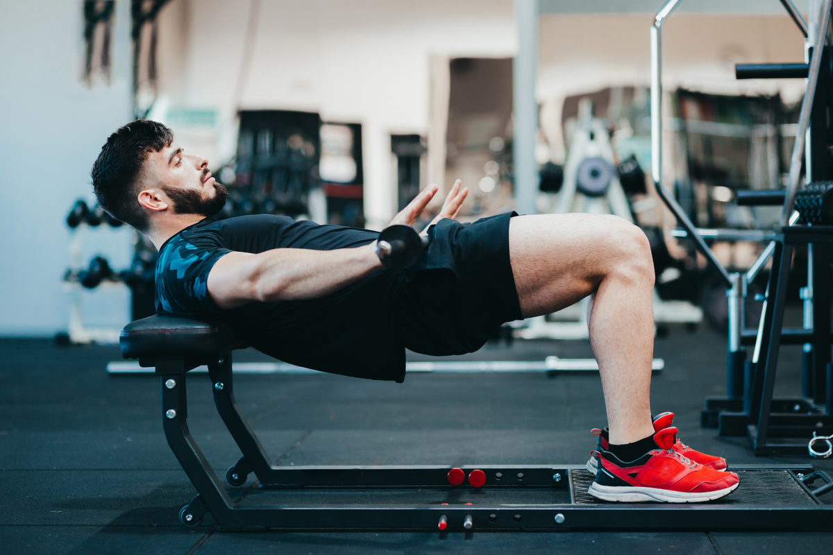 Gluteus machine