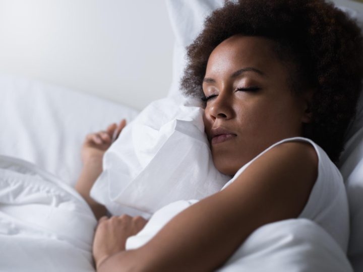 Sognare di essere accoltellati: Decifrare il Mistero del Subconscio!