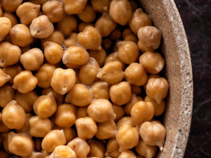 Valori Nutrizionali Ceci: Scopri il Tesoro Proteico Nascosto in Questi Piccoli Supereroi della Dieta Mediterranea!