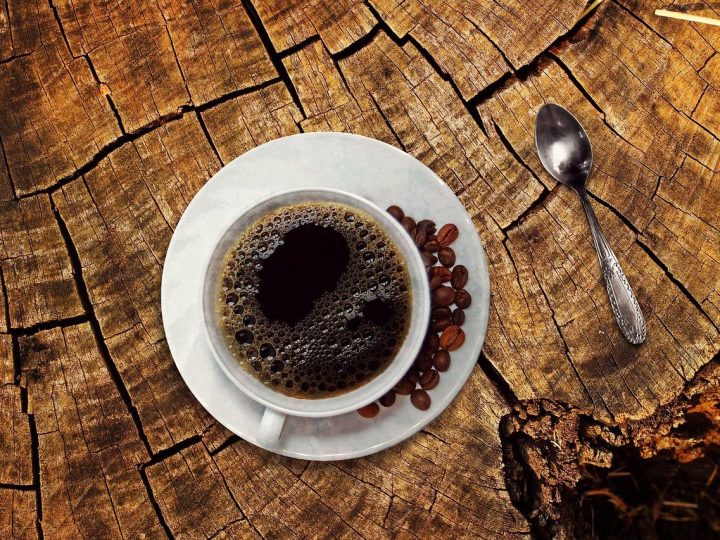 Il caffè fa ingrassare? Scopriamo insieme i miti e le verità nascoste nella tua tazzina quotidiana!