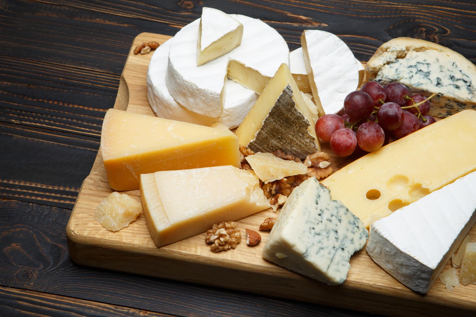 Il formaggio fa ingrassare? Svelati i miti e le verità sulla tua tavola formaggiosa!